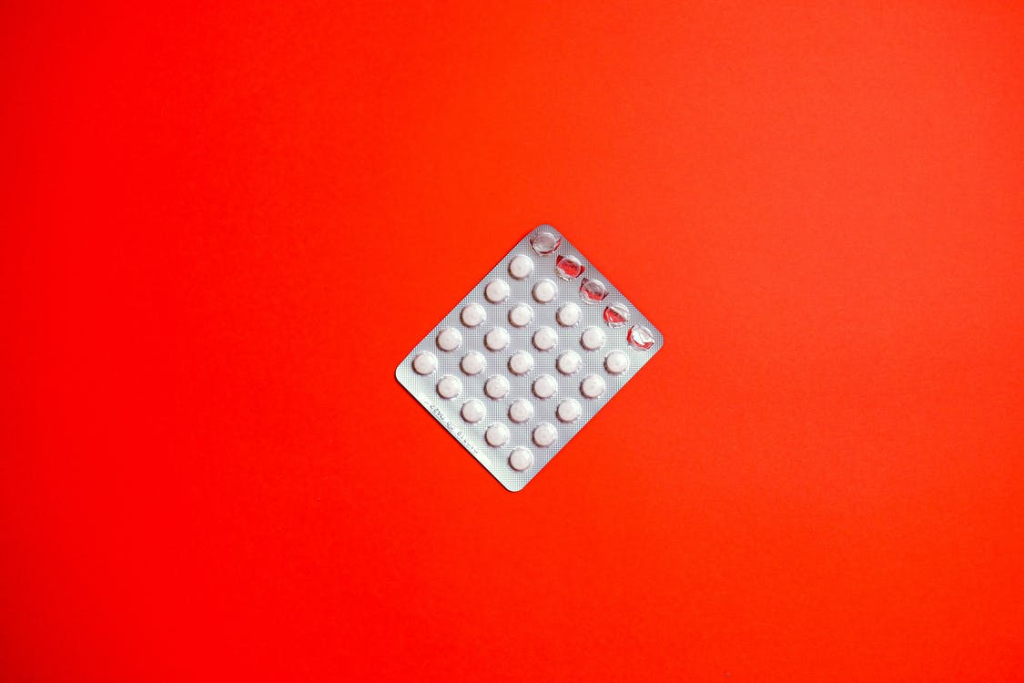 kidney infection medicine on a red table