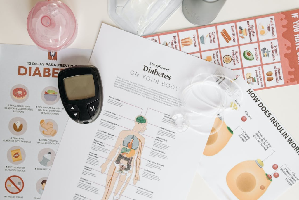 different notes and tools related to diabetes